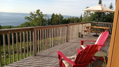 Magnificent location with views of Bras d'Or Lake - Exclusive vacation home with 75 sqm