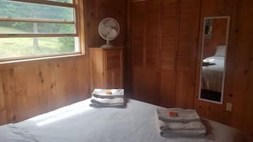 2 chambres, Wi-Fi gratuit, draps fournis