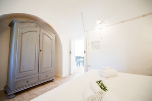 Trullo Deluxe max 5p | Centre d’affaires dans la chambre