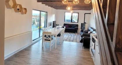 Black wood Cabin near to ski resort with fantastic mountain view