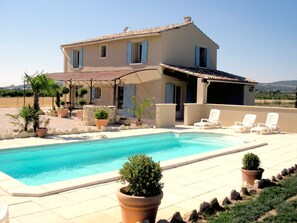 Outdoor pool - MAS MAURICE MAS DANSAVAN in LUBERON Swimming pool air conditioning green space wifi (Oppède)