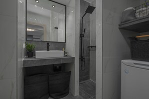Basic Double Room (Durata) | Salle de bain