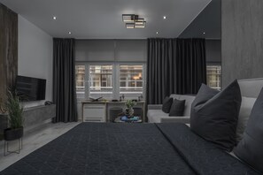 City Double Room (Solo)