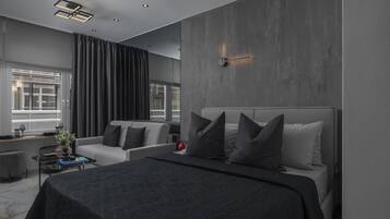 City Double Room (Solo) | Bộ đồ giường kháng dị ứng, màn/rèm cản sáng, bàn ủi/dụng cụ ủi quần áo
