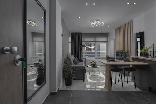 Nomades Suites Thessaloniki