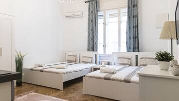 Comfort Apartment | 2 bedrooms, pillowtop beds, blackout drapes, iron/ironing board