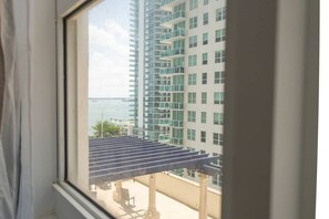 Interior - 2BR Heart of Brickell W/ Pool, Hot Tub, and Gym! (Miami)