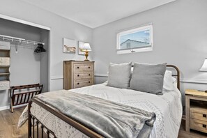 1 chambre, bureau, fer et planche à repasser, Wi-Fi