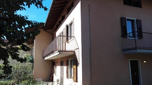 Esterni