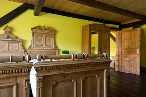 4 camere, una scrivania, culla da viaggio, Wi-Fi gratuito