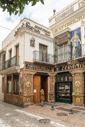 Exterior - experience in triana (Sevilla)