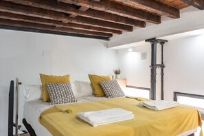 2 bedrooms, in-room safe, free WiFi, bed sheets