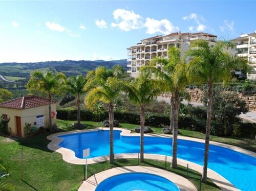 Spacious 2 Bed 2 Bath La Cala Hills Mijas - Prime Location