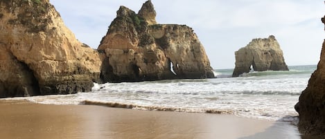 Sun-loungers, beach towels