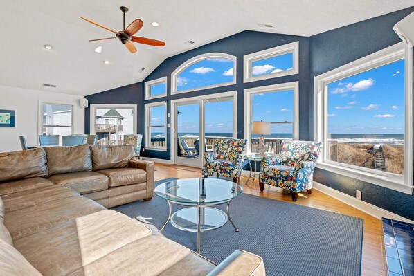 Fernseher, Kamin, DVD-Player, Tischtennisplatte