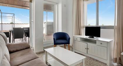 Apartment 'Atico Conil Vistas - Sólo Familias' with Sea View, Private Terraces and Wi-Fi