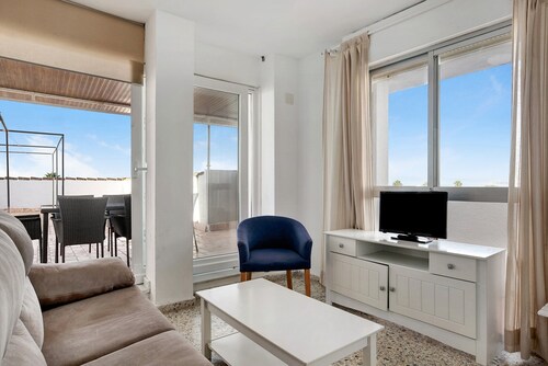 Appartement "Atico Conil Vistas - Sólo Familias" avec vue sur la mer, terrasses privées et Wi-Fi.