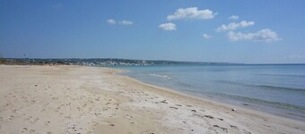 Puglia sea view Villa Morocco very near Salento beaches:  Apartment Buganvillee