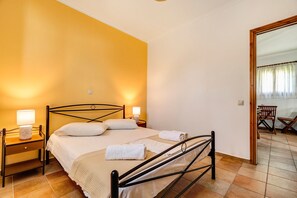 1 bedroom, free WiFi, bed sheets, wheelchair access - Holiday Home 'Garden House Lefkada' with Shared Terrace, Wi-Fi and Air Conditioning (Lefkada)