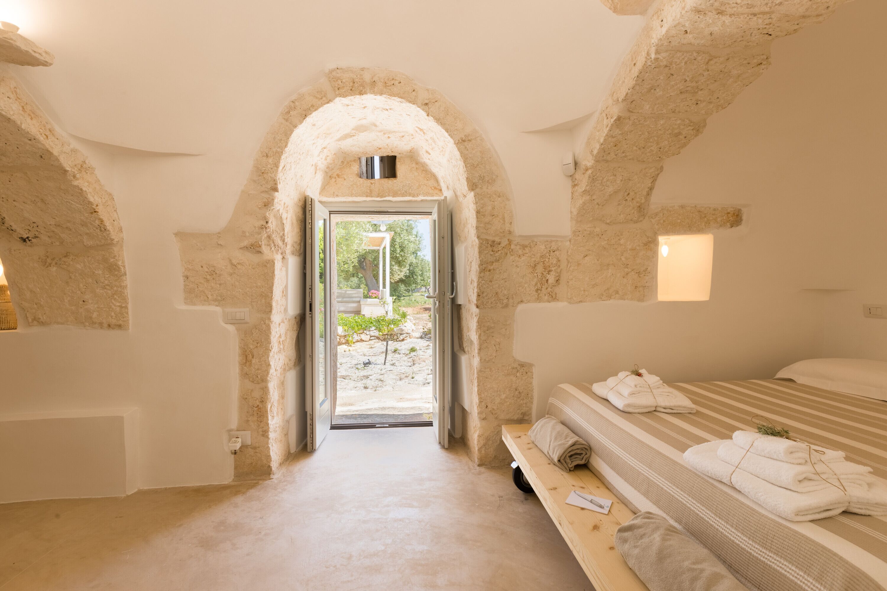 4 bedrooms, free WiFi, bed sheets