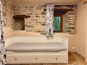 1 bedroom, WiFi, bed sheets - Caravan "Le Sorgenti - Bungalow In Sasso" with Mountain View & Private Garden (Palazzuolo Sul Senio)