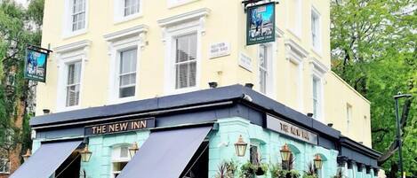 Majoituspaikan julkisivu