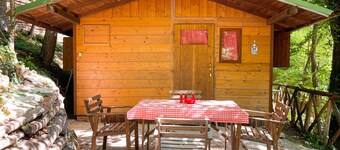 Caravan "Le Sorgenti - Chalet 57" with Mountain View & Private Garden