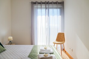 2 bedrooms, iron/ironing board, travel crib, free WiFi