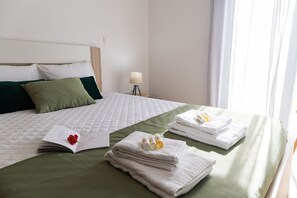 2 bedrooms, iron/ironing board, travel cot, free WiFi - Santa Bárbara Mountain 27 A (Santa Bárbara)