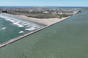 Beach nearby - Cranes Roost | Pet OK | Pool | Close to Beach | Gated Community (Port Aransas)