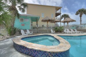 A heated pool - Cranes Roost | Pet OK | Pool | Close to Beach | Gated Community (Port Aransas)