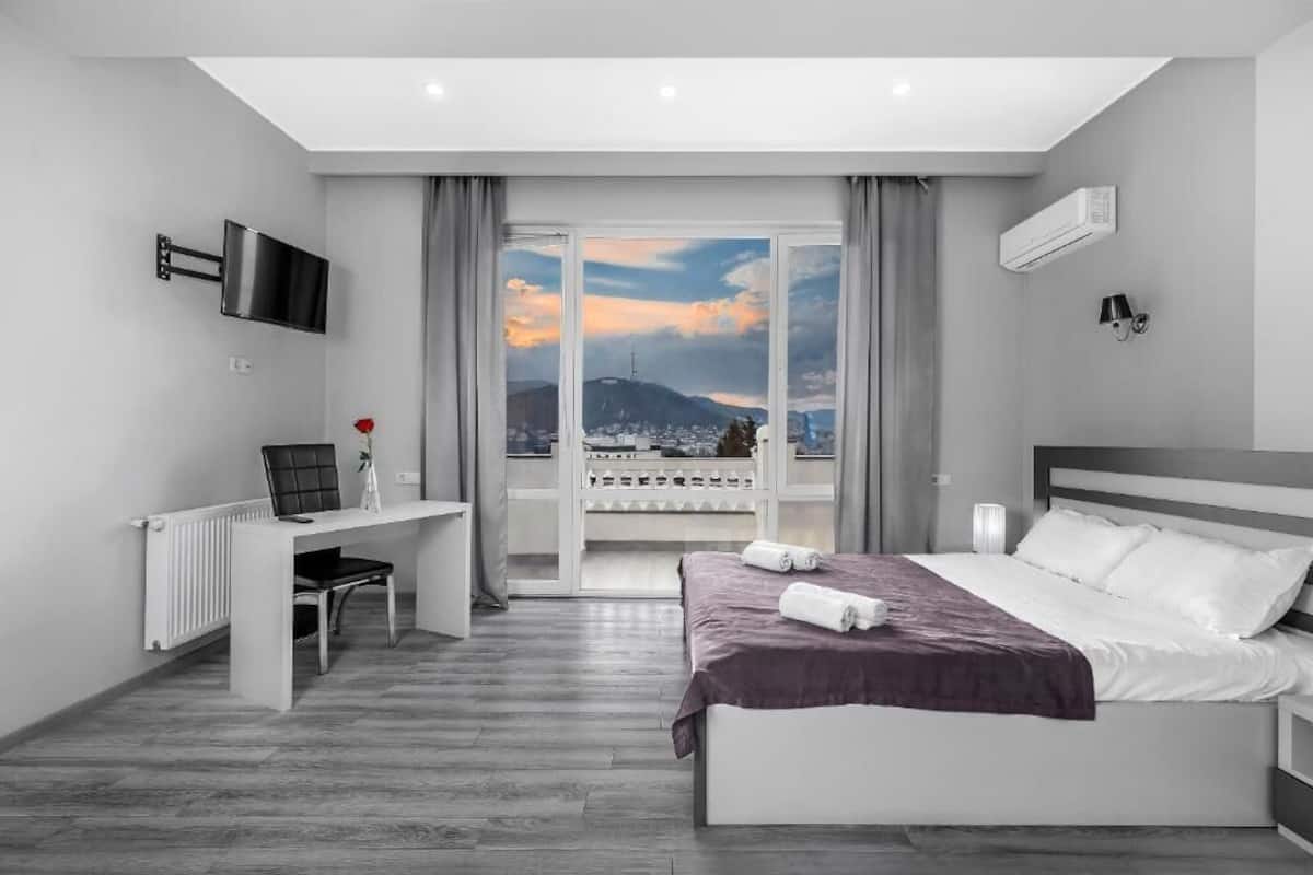 Family Quadruple Room | Free WiFi