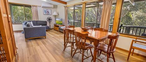 تناول الطعام