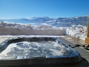 Tina de hidromasaje al aire libre