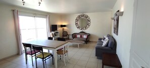 Téléviseur, lecteur de DVD