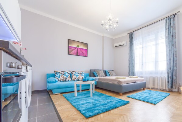 1 bedroom, blackout curtains, iron/ironing board, free WiFi