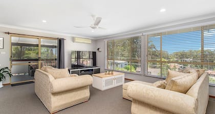 Seaclusion - a/c, wifi available, close to beach