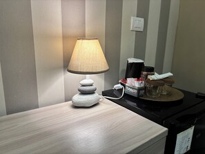 Hypo-allergenic bedding, minibar, individually decorated - Vico Grande (Naples)