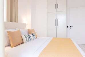 2 chambres, fer et planche à repasser, lit de bébé portatif, Wi-Fi