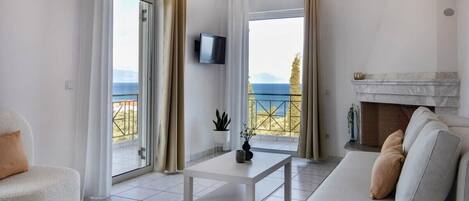 TV, fireplace, offices