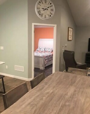 1 bedroom, iron/ironing board, WiFi