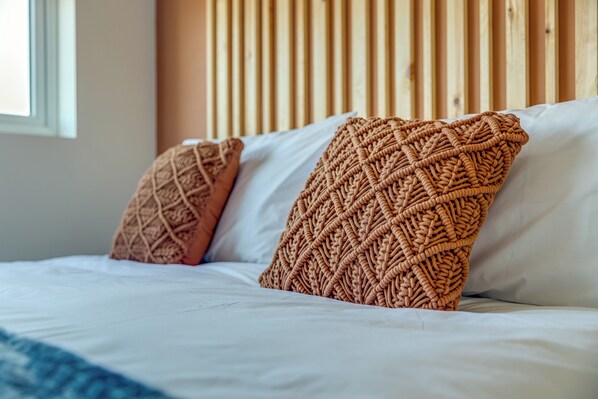 2 bedrooms, iron/ironing board, travel crib, free WiFi