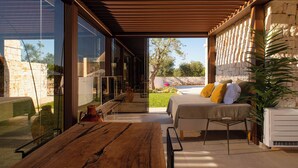 Unclassified image, 4 of 50, button - OSTUNI MIRROR- villa with trullo and private pool (Puglia)