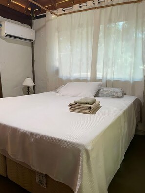 1 bedroom, WiFi - Maraú Eco Vila Cabana, 200 meters from the natural pools. (Maraú)