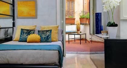 Loft with terrace near Piazza Barberini