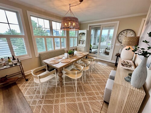 Beautiful Brand New Construction Now Booking for Summer 2024!