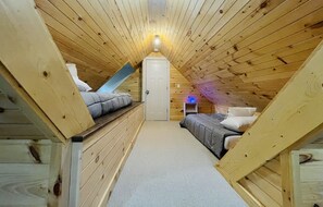 6 Schlafzimmer, Bügeleisen/Bügelbrett, Reisekinderbett, kostenloses WLAN