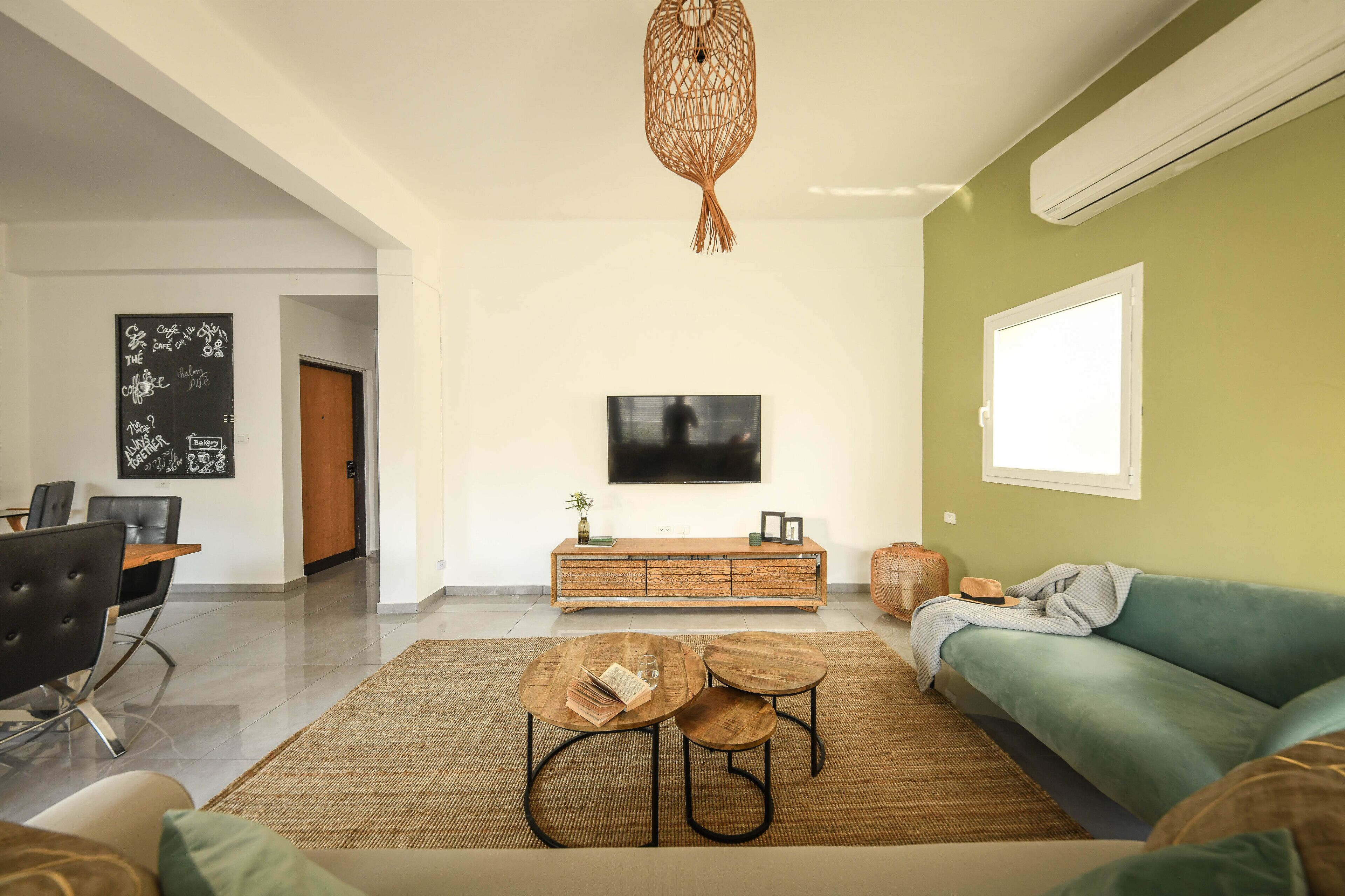 公寓 | 客厅 | 平板电视