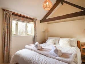 1 bedroom, individually decorated, individually furnished, free WiFi - The Bull Pen (Colyton)
