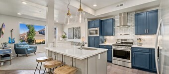 Stylish Music-Inspired Retreat Near Old Town FC